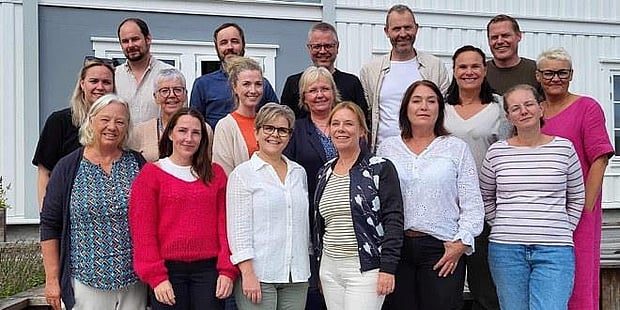 Gruppebilde av ansatte og tillitsvalgte i fylkeslaget Møre og Romsdal. Foto.