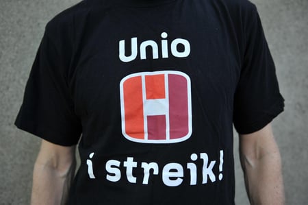 Bilde av t-skjorte med påskrift Unio i streik.